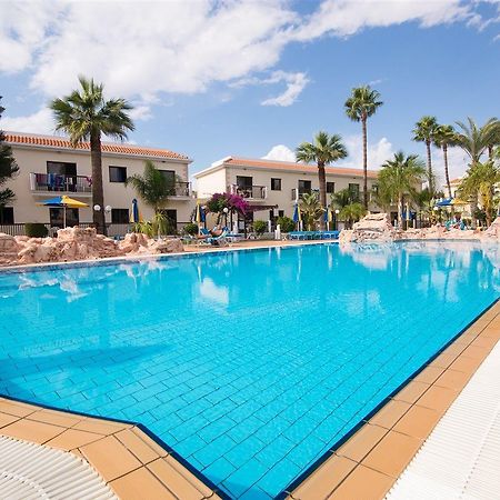 Loutsiana Deluxe Apts Ayia Napa Luaran gambar