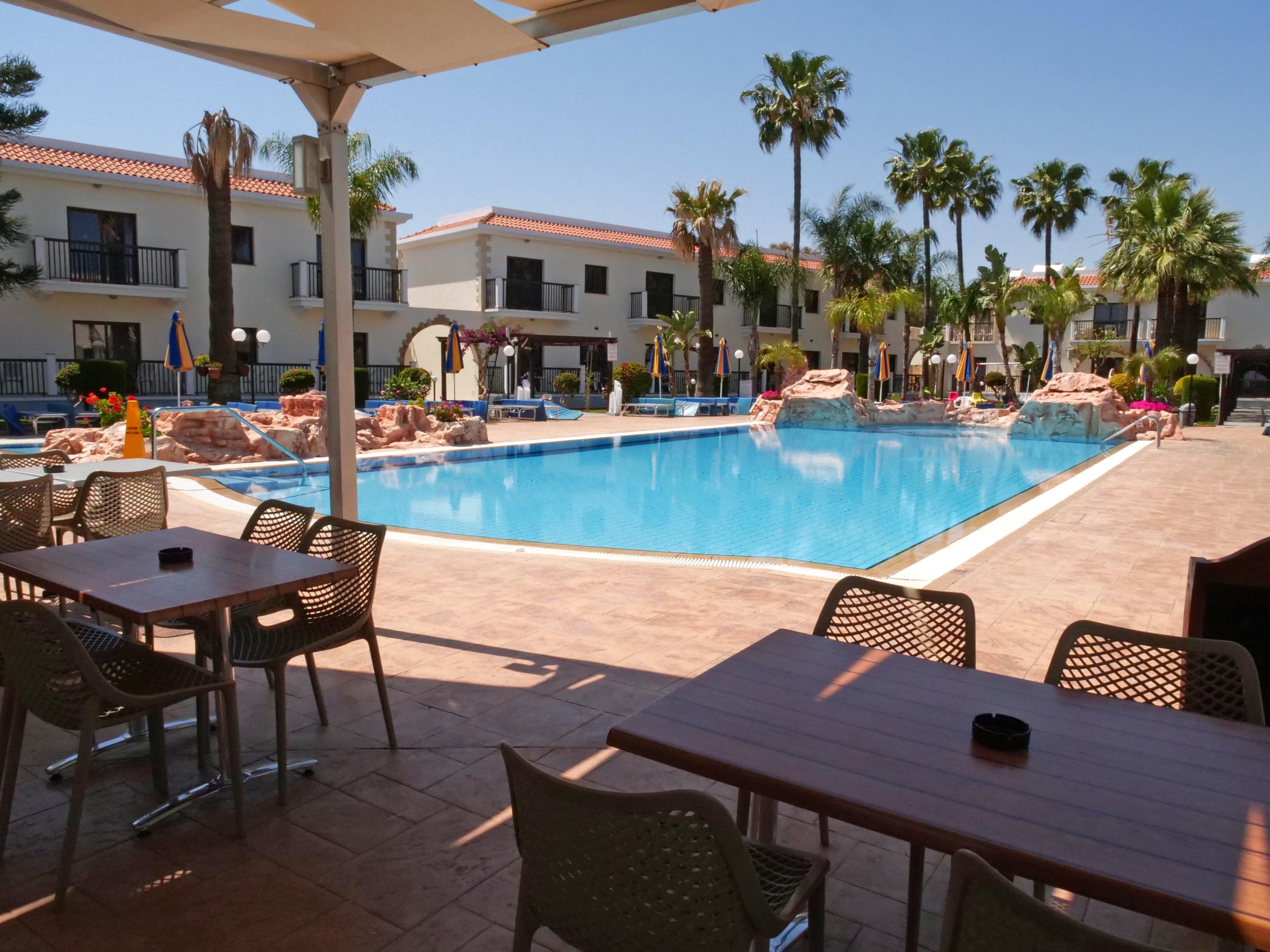 Loutsiana Deluxe Apts Ayia Napa Luaran gambar
