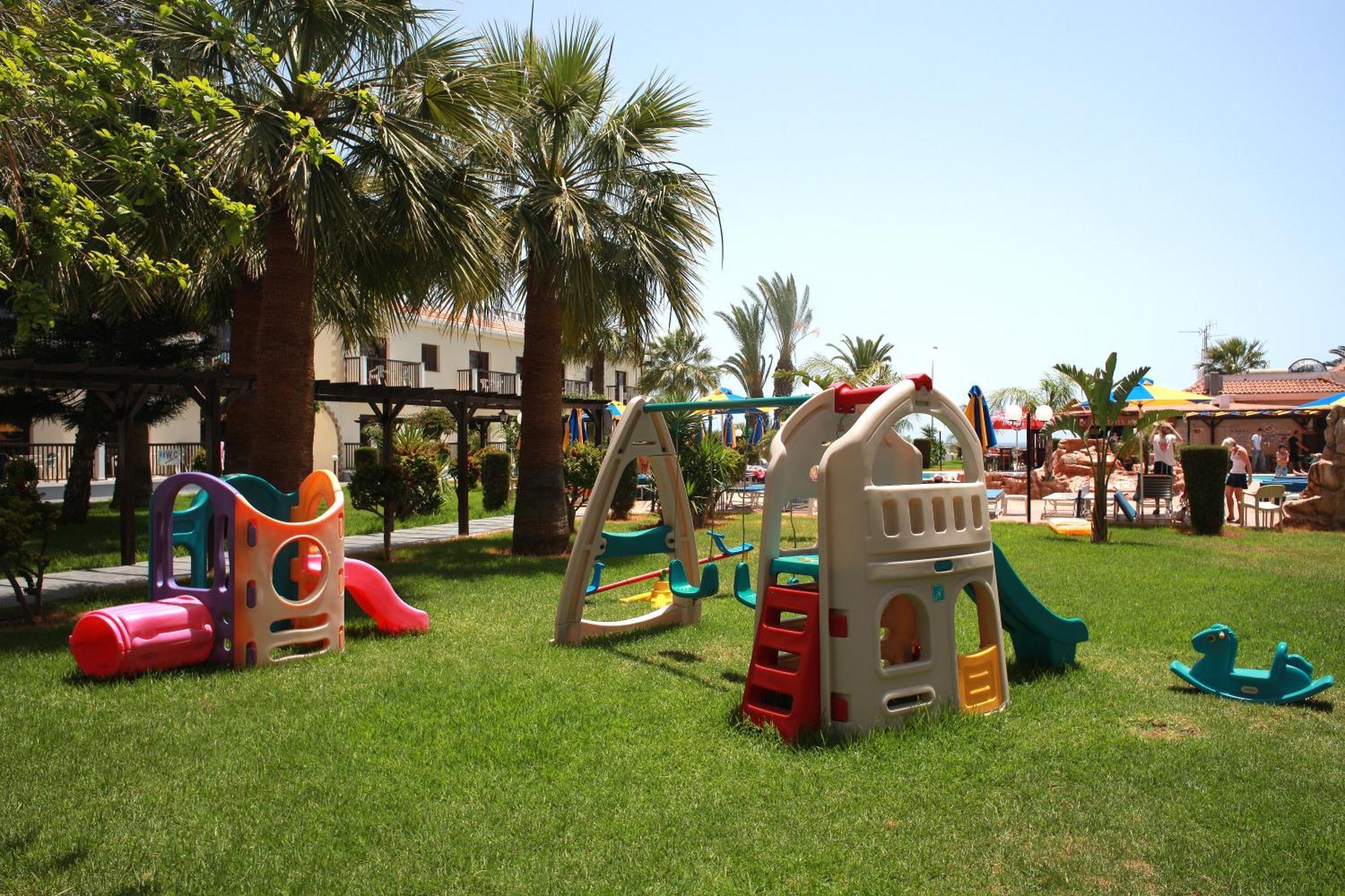 Loutsiana Deluxe Apts Ayia Napa Luaran gambar