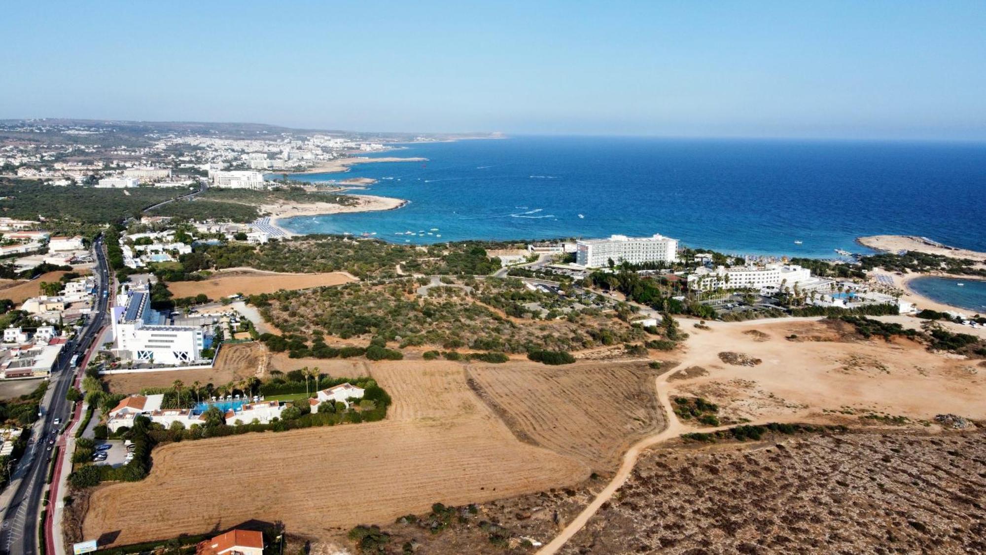 Loutsiana Deluxe Apts Ayia Napa Luaran gambar