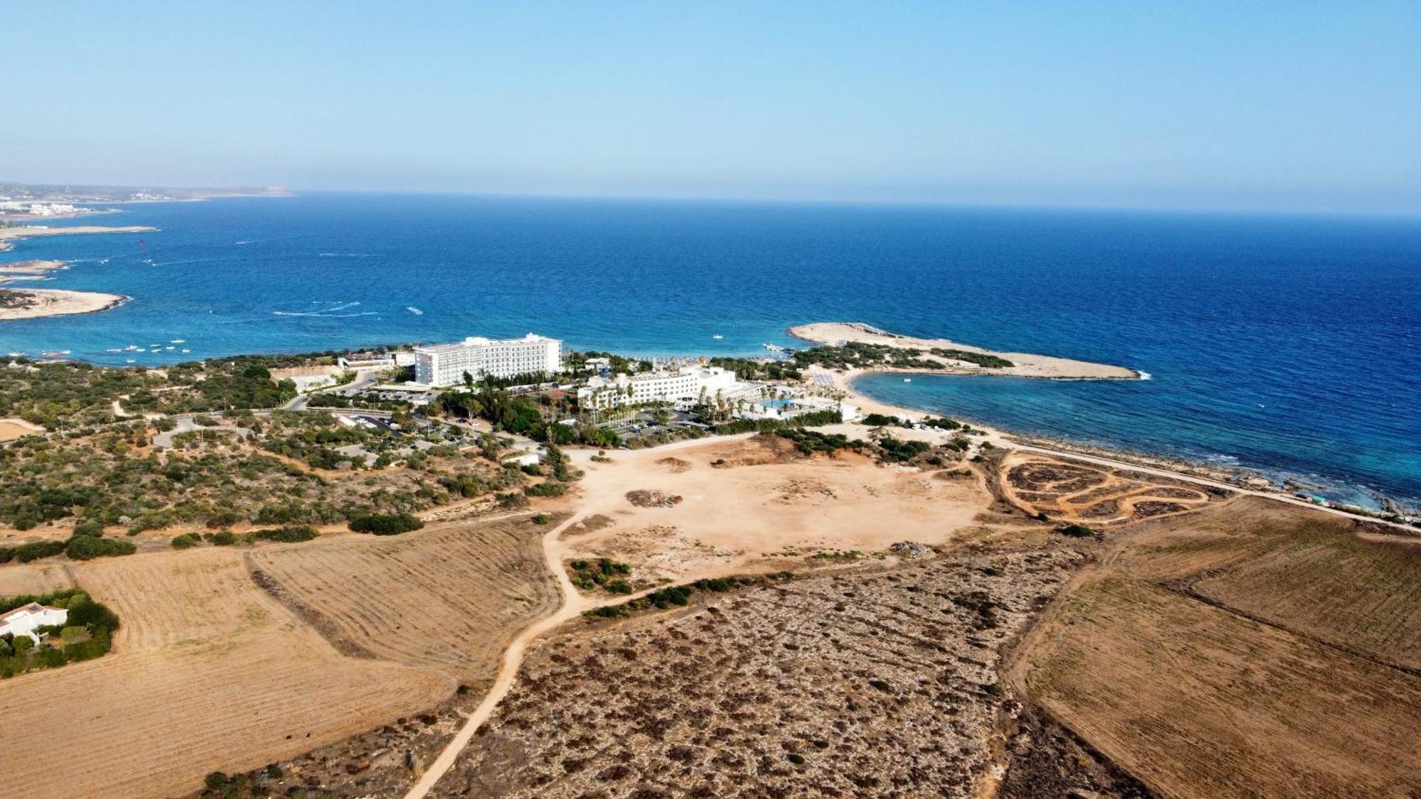 Loutsiana Deluxe Apts Ayia Napa Luaran gambar