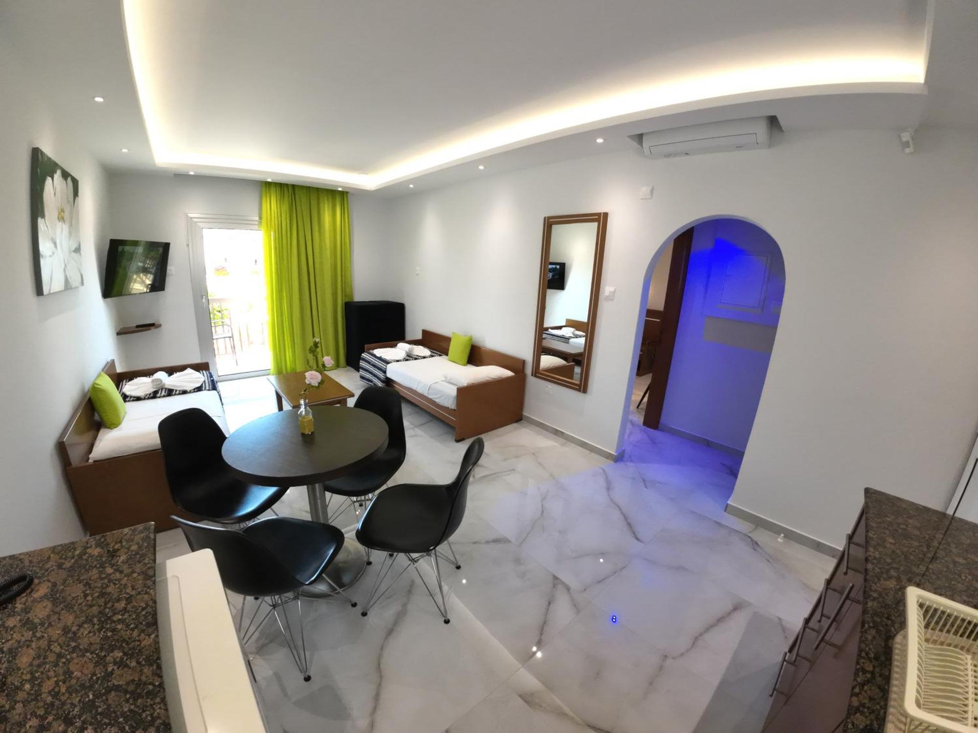 Loutsiana Deluxe Apts Ayia Napa Luaran gambar